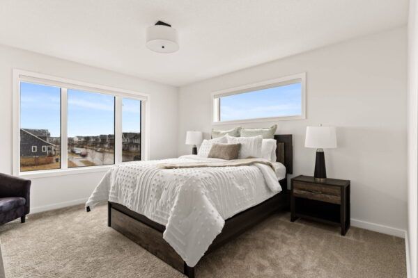 23-web-or-mls-3200-favel-dr