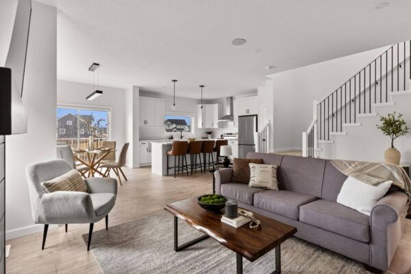 9-web-or-mls-3200-favel-dr