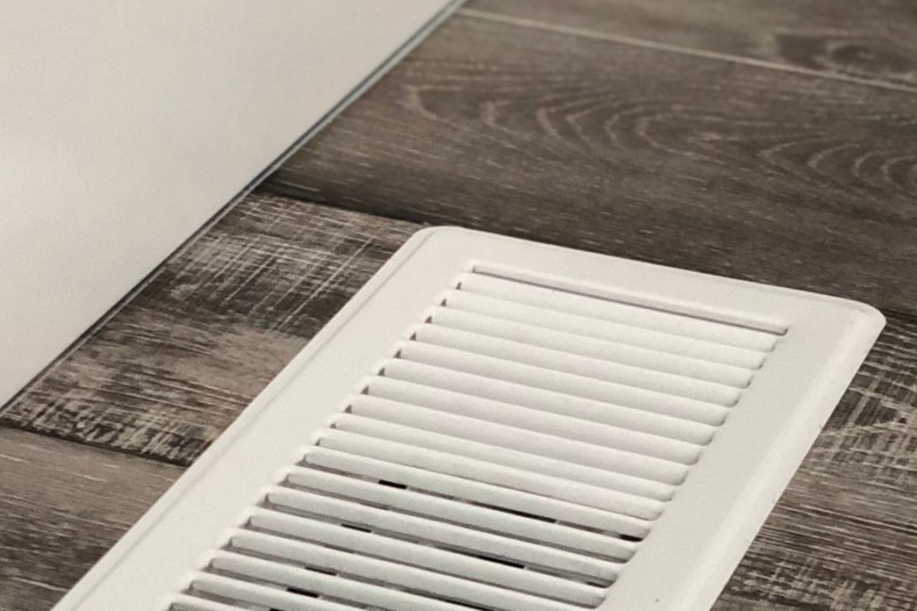 air-vent-on-floor